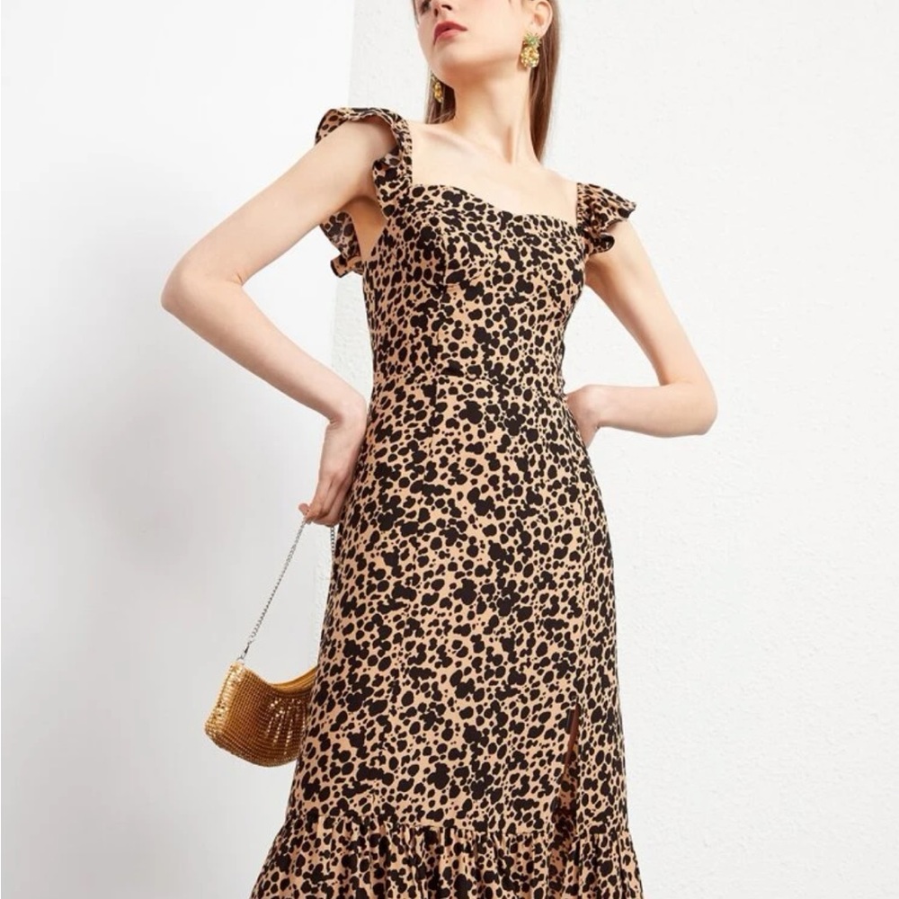 Leopard print midi dress